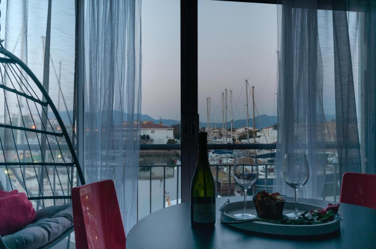 Estudio En 1ª Linea Con Vistas Al Puerto Deportivo By Insidehome Empuriabrava Eksteriør billede