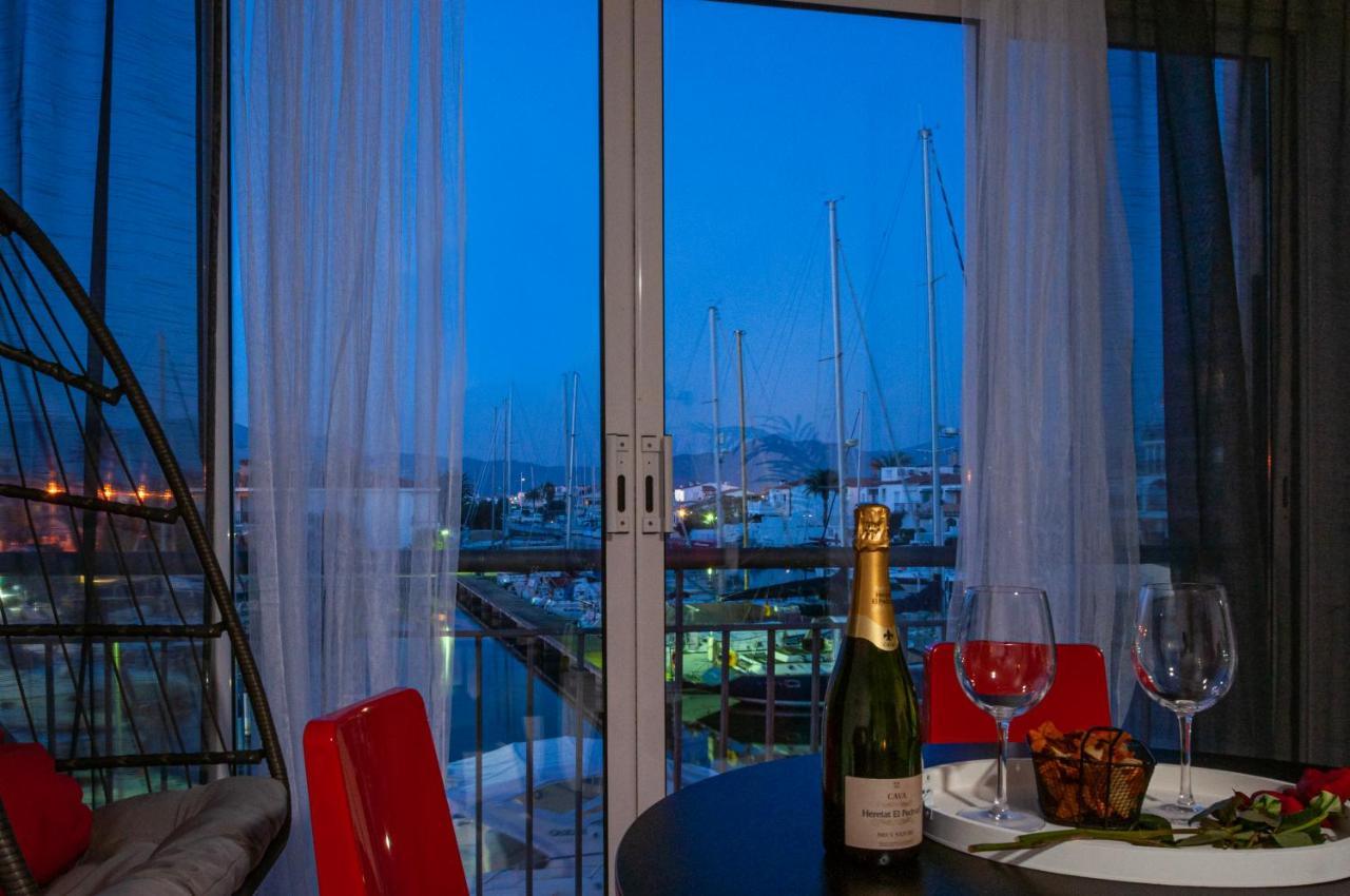 Estudio En 1ª Linea Con Vistas Al Puerto Deportivo By Insidehome Empuriabrava Eksteriør billede