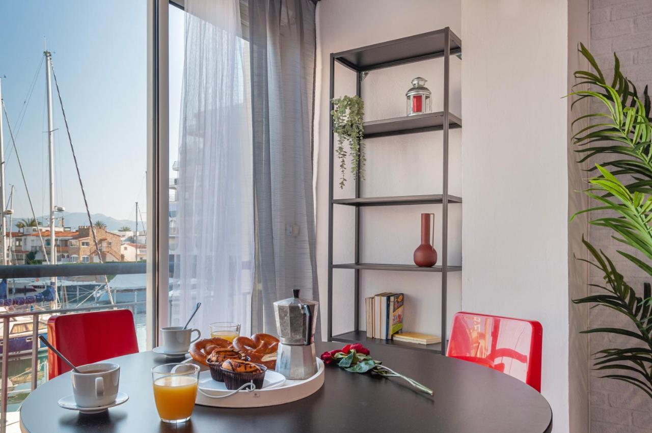 Estudio En 1ª Linea Con Vistas Al Puerto Deportivo By Insidehome Empuriabrava Eksteriør billede